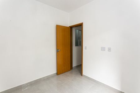 Quarto 1 de apartamento para alugar com 2 quartos, 45m² em Vila Dalila, São Paulo