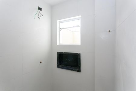 Apartamento à venda com 45m², 2 quartos e sem vagaBanheiro