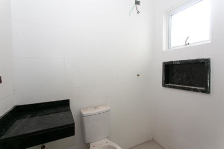 Apartamento para alugar com 45m², 2 quartos e sem vagaBanheiro
