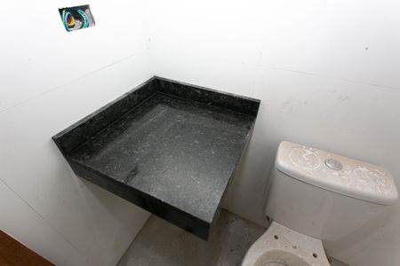 Apartamento para alugar com 45m², 2 quartos e sem vagaBanheiro