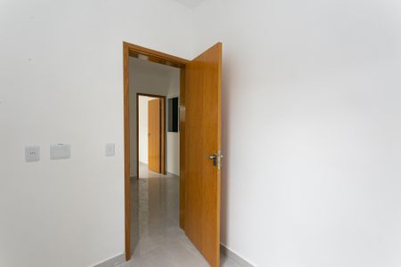 Quarto 2 de apartamento para alugar com 2 quartos, 45m² em Vila Dalila, São Paulo