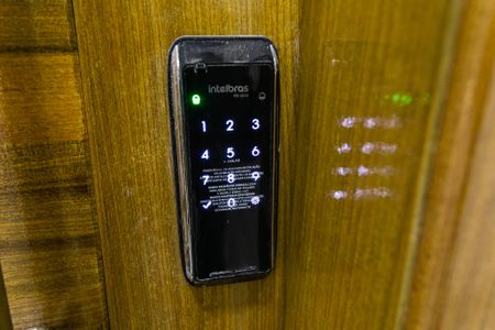 Fechadura Eletrônica de apartamento para alugar com 2 quartos, 45m² em Vila Dalila, São Paulo