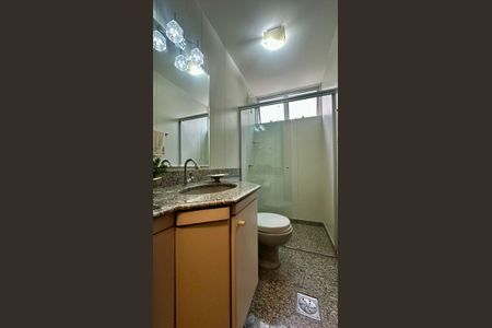 Apartamento à venda com 95m², 3 quartos e 2 vagas Apartamento à venda com 95m², 3 quartos e 2 vagasBanheiro