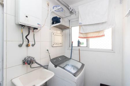 Apartamento para alugar com 67m², 2 quartos e 2 vagas Apartamento para alugar com 67m², 2 quartos e 2 vagasCozinha e Área de Serviço