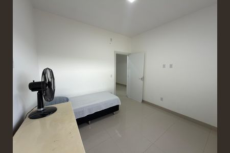 Casa à venda com 39m², 2 quartos e 1 vaga Casa à venda com 39m², 2 quartos e 1 vagaQuarto 02