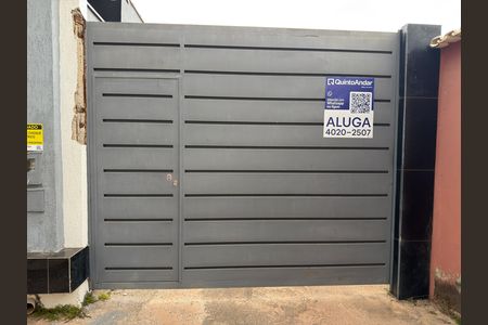 Casa à venda com 39m², 2 quartos e 1 vaga Casa à venda com 39m², 2 quartos e 1 vagaPlaquinha