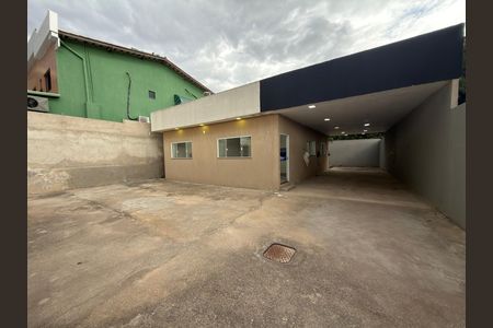 Casa à venda com 39m², 2 quartos e 1 vaga Casa à venda com 39m², 2 quartos e 1 vagaGaragem