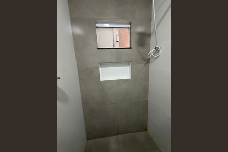 Casa à venda com 39m², 2 quartos e 1 vaga Casa à venda com 39m², 2 quartos e 1 vagaBanheiro Suíte