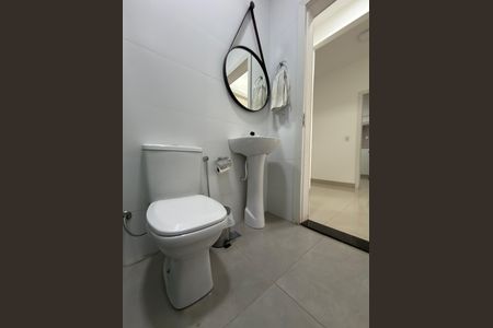 Casa à venda com 39m², 2 quartos e 1 vaga Casa à venda com 39m², 2 quartos e 1 vagaBanheiro Social