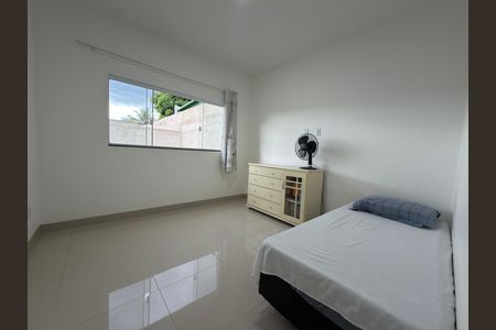 Casa à venda com 39m², 2 quartos e 1 vaga Casa à venda com 39m², 2 quartos e 1 vagaQuarto 02