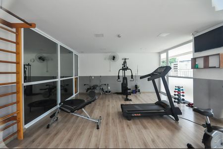 Apartamento à venda com 82m², 3 quartos e 1 vaga Apartamento à venda com 82m², 3 quartos e 1 vagaAcademia
