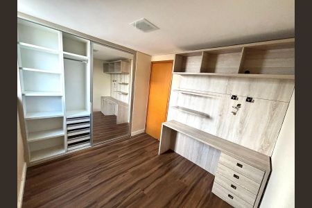 Apartamento para alugar com 130m², 3 quartos e 2 vagas