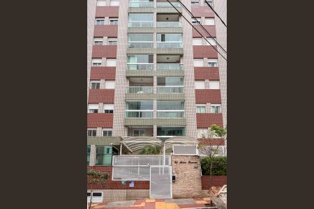 Apartamento à venda com 161m², 3 quartos e 3 vagasFachada + plaquinha