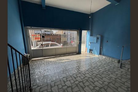 Casa à venda com 130m², 4 quartos e 2 vagas Casa à venda com 130m², 4 quartos e 2 vagasGaragem