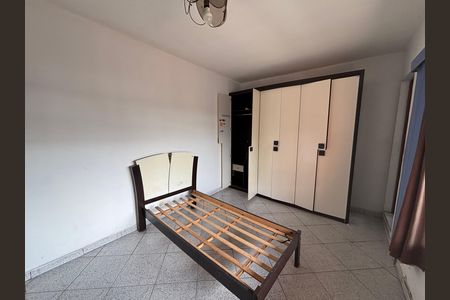 Casa à venda com 130m², 4 quartos e 2 vagas Casa à venda com 130m², 4 quartos e 2 vagasQuarto 2