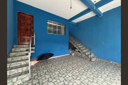 Casa à venda com 130m², 4 quartos e 2 vagas Casa à venda com 130m², 4 quartos e 2 vagasGaragem