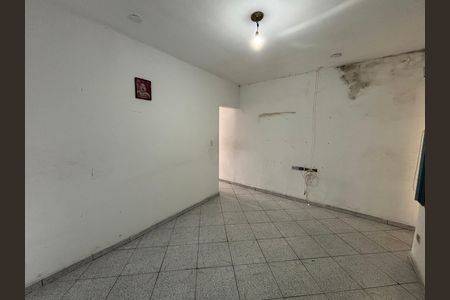 Casa à venda com 130m², 4 quartos e 2 vagas Casa à venda com 130m², 4 quartos e 2 vagasSala