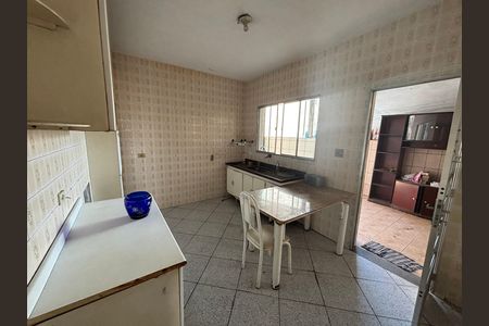 Cozinha de casa à venda com 4 quartos, 130m² em Jardim Soraia, São Paulo