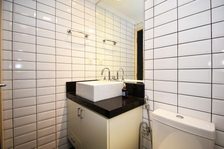 Apartamento à venda com 46m², 2 quartos e 1 vaga Apartamento à venda com 46m², 2 quartos e 1 vagabanheiro quarto 2