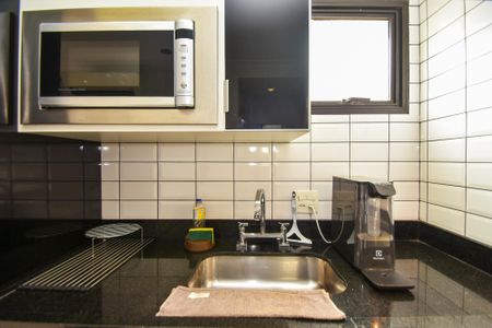 cozinha de apartamento à venda com 2 quartos, 46m² em Cerqueira César, São Paulo