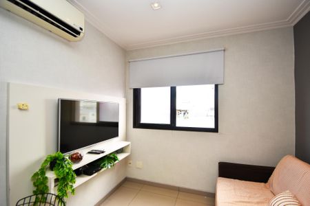 Sala de apartamento à venda com 2 quartos, 46m² em Cerqueira César, São Paulo