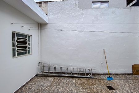 Vista do Quarto 1 de casa para alugar com 2 quartos, 80m² em Vila Invernada, São Paulo