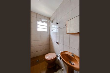 Casa para alugar com 80m², 2 quartos e sem vaga Casa para alugar com 80m², 2 quartos e sem vagaBanheiro