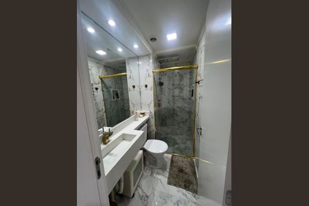 Apartamento à venda com 36m², 2 quartos e 1 vaga Apartamento à venda com 36m², 2 quartos e 1 vagaBanheiro
