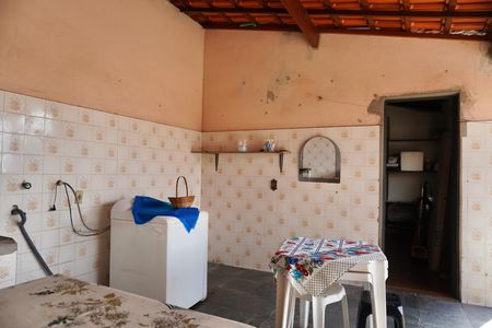 Casa à venda com 300m², 3 quartos e 4 vagas Casa à venda com 300m², 3 quartos e 4 vagasÁrea de Serviço