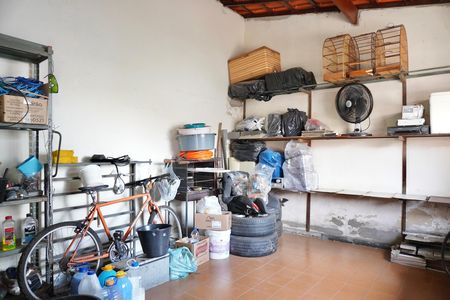Casa à venda com 300m², 3 quartos e 4 vagas Casa à venda com 300m², 3 quartos e 4 vagasQuarto da área externa