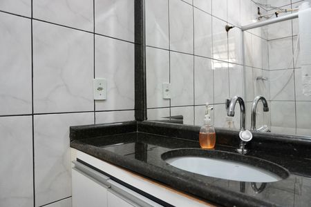 Casa à venda com 300m², 3 quartos e 4 vagas Casa à venda com 300m², 3 quartos e 4 vagasBanheiro da Suíte