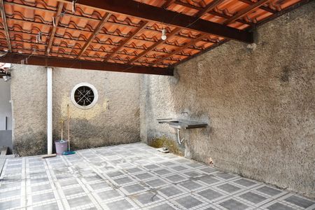 Casa à venda com 300m², 3 quartos e 4 vagas Casa à venda com 300m², 3 quartos e 4 vagasÁrea externa