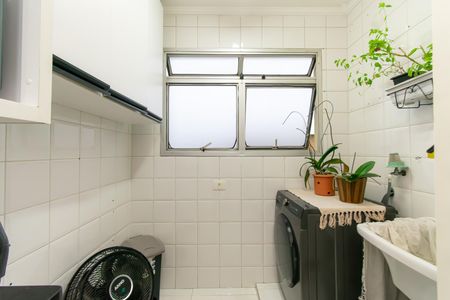 Apartamento à venda com 60m², 2 quartos e 1 vagaÁrea de Serviço
