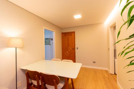 Sala de apartamento à venda com 2 quartos, 60m² em Vila Angelina, São Paulo