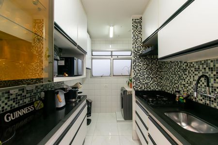 Apartamento à venda com 60m², 2 quartos e 1 vagaCozinha