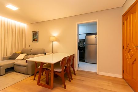Apartamento à venda com 60m², 2 quartos e 1 vagaSala