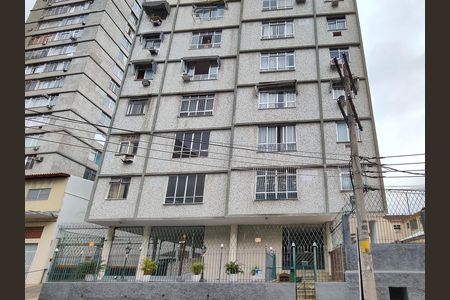 Apartamento à venda com 60m², 2 quartos e sem vagaFachada e portaria