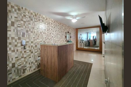 Apartamento à venda com 60m², 2 quartos e sem vagaFachada e portaria