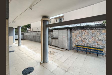 Apartamento à venda com 60m², 2 quartos e sem vagaÁrea comum - Playground