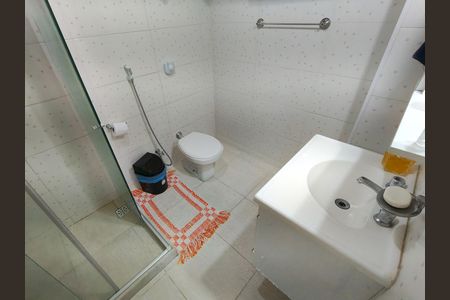 Apartamento à venda com 60m², 2 quartos e sem vagaBanheiro Corredor