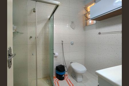 Apartamento à venda com 60m², 2 quartos e sem vagaBanheiro Corredor