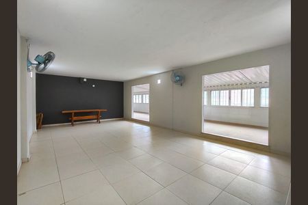 Apartamento à venda com 60m², 2 quartos e sem vagaÁrea comum - Salão de festas
