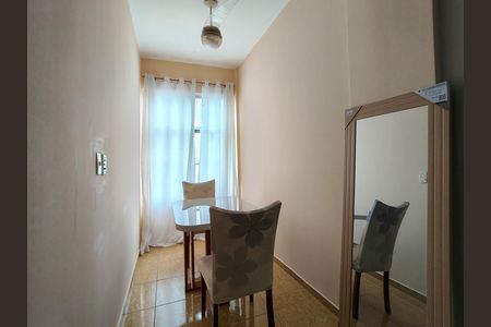 Apartamento à venda com 60m², 2 quartos e sem vagaSala