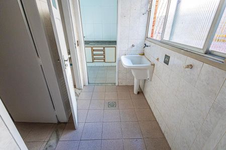 Apartamento à venda com 93m², 3 quartos e 1 vaga Apartamento à venda com 93m², 3 quartos e 1 vagaÁrea de serviço