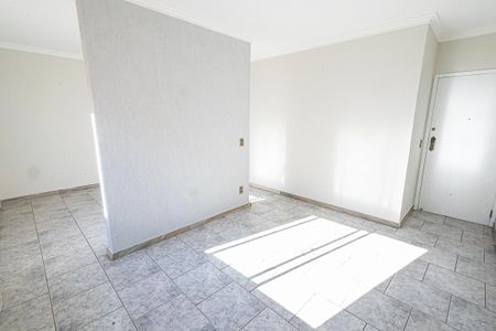 Apartamento à venda com 93m², 3 quartos e 1 vaga Apartamento à venda com 93m², 3 quartos e 1 vagaSala