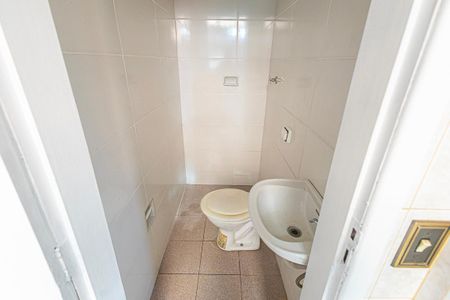 Apartamento à venda com 93m², 3 quartos e 1 vaga Apartamento à venda com 93m², 3 quartos e 1 vagaBanheiro de serviço
