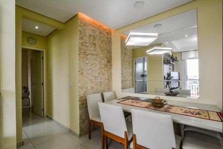 Sala de apartamento à venda com 2 quartos, 55m² em Vila Curuçá, Santo André