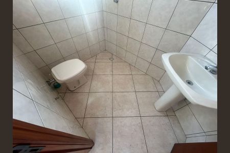 Apartamento à venda com 200m², 3 quartos e 2 vagas Apartamento à venda com 200m², 3 quartos e 2 vagasBanheiro 2