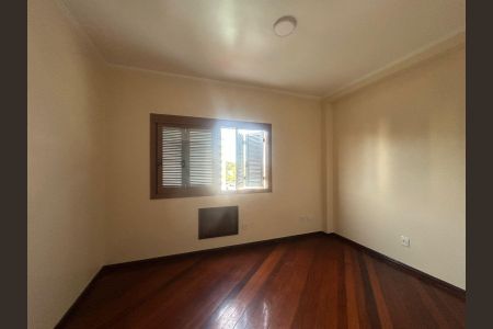 Apartamento à venda com 200m², 3 quartos e 2 vagas Apartamento à venda com 200m², 3 quartos e 2 vagasQuarto 2