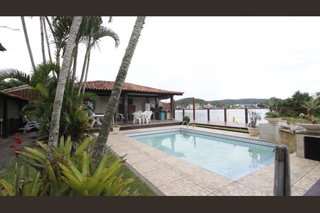 Casa de condomínio para alugar com 80m², 2 quartos e 1 vagaÁrea comum - Piscina